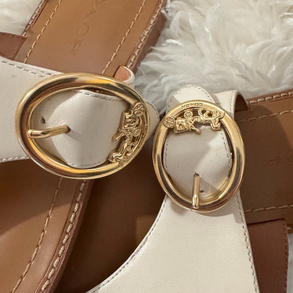 Coach Women's Lesli Leather Sandals with buckle - Picture 2 of 6